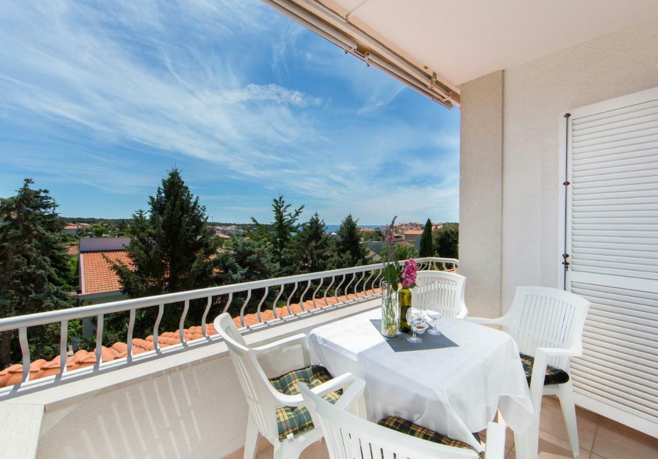Apartments Sanmichel Pula Exterior photo
