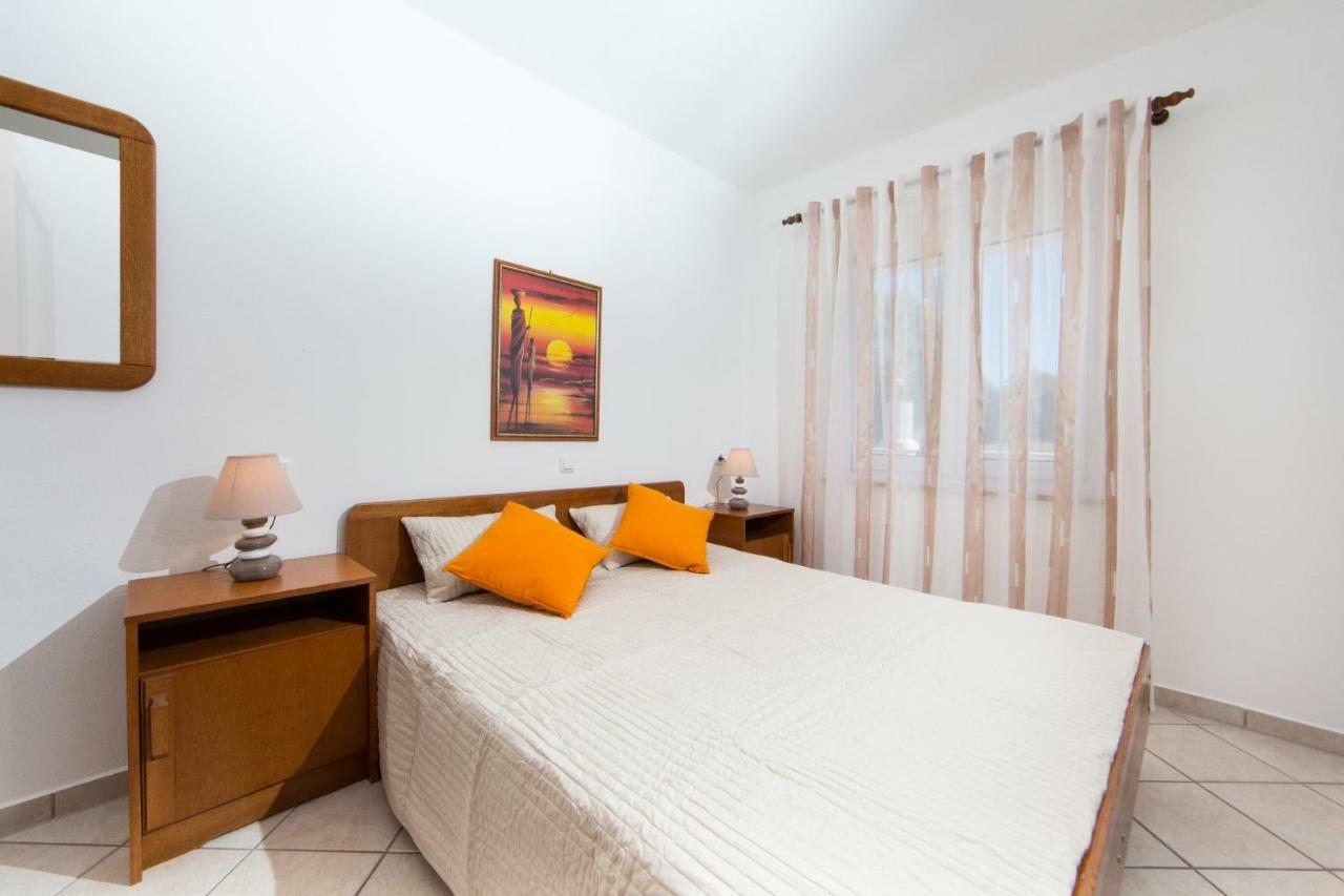 Apartments Sanmichel Pula Exterior photo
