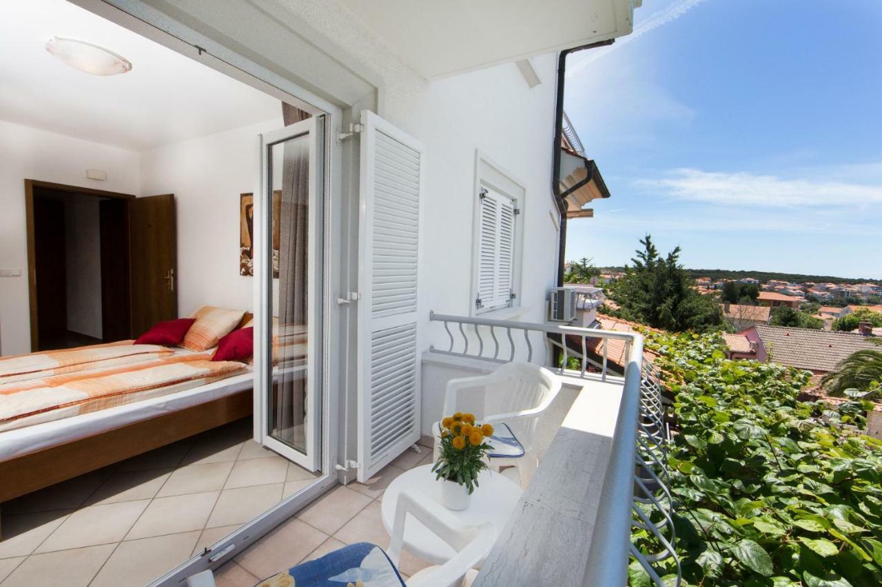 Apartments Sanmichel Pula Exterior photo
